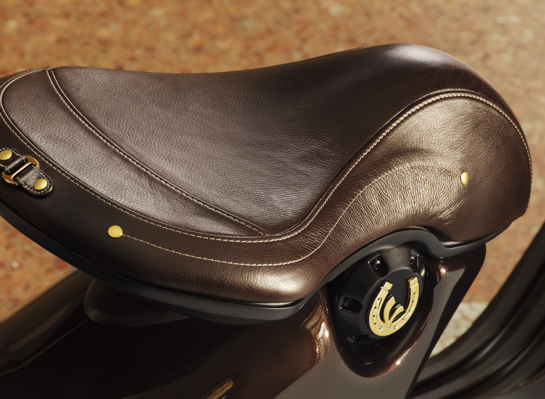 Vespa Horse FW25 04 R5 16X9 300Dpi